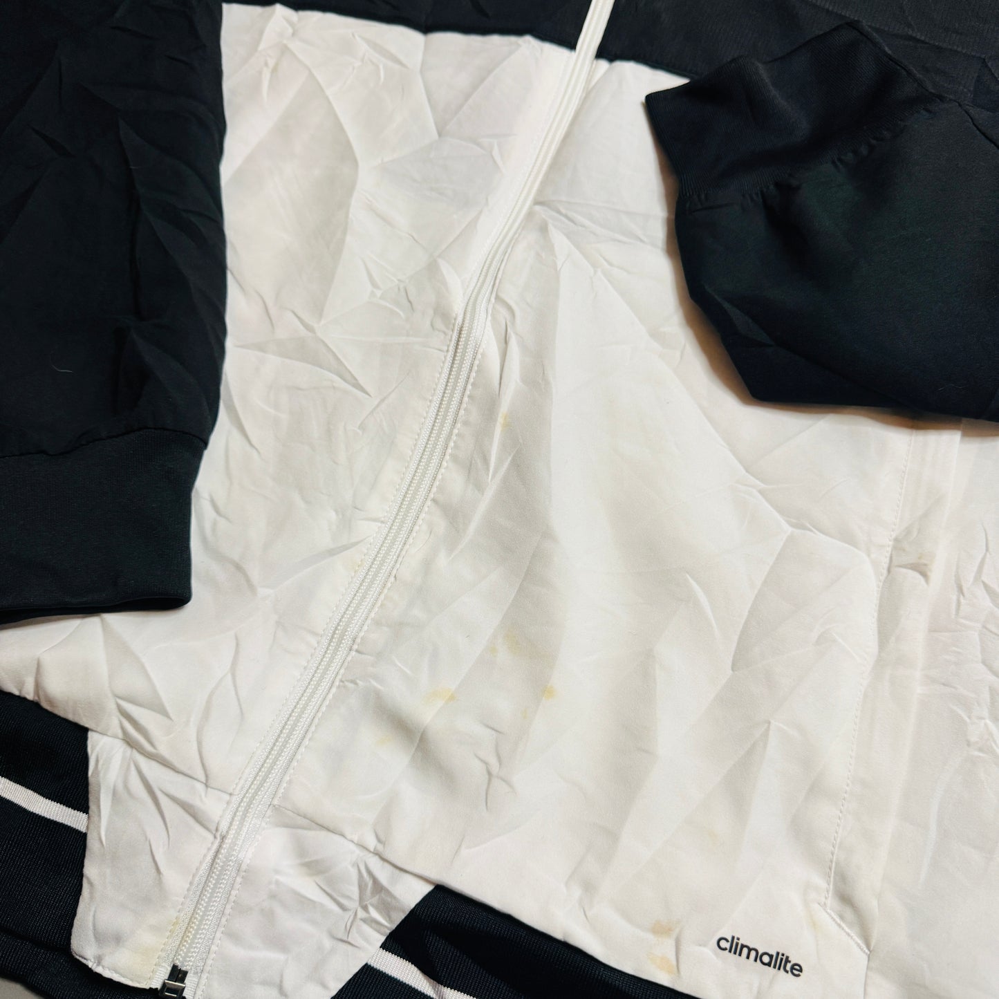 Adidas Climalite Windbreaker – Black & White Retro